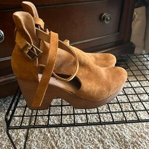 Free People Suede Tan Wedge Sandals
